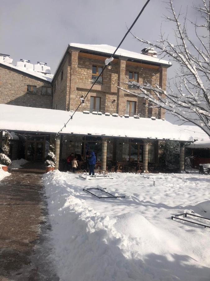 Hotel Vila Falo Voskopojë Exterior foto